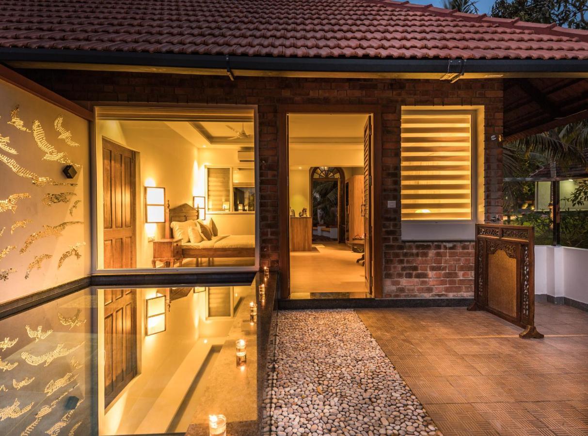 Over The Hill Poovar Exterior photo
